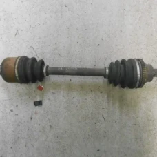 POLUOSOVINA PREDNJA LIJEVA Hyundai Santafe 2001 2,4