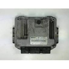 RAČUNALNIK MOTORA Renault LAGUNA II 2005 1.9 GRANDTOUR 0281011969