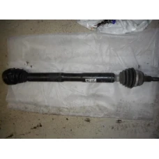 POLUOSOVINA PREDNJA DESNA Volkswagen Golf 2000 1.6 16V