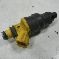 INJEKTOR Toyota Avensis 1999 1.6 23250-02020