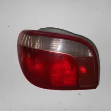 ŠTOP SVIJETLO LIJEVA Toyota Yaris 2000 1.0