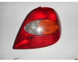 ŠTOP SVIJETLO DESNA Toyota Avensis 2001 