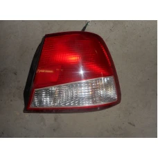 ŠTOP SVIJETLO DESNA Hyundai Accent 2000 1.5
