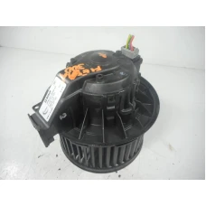 VENTILATOR KABINE Ford Fiesta 2011 1.4 0130115551