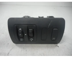STIKALO RAZNO Renault CLIO III 2009 1.2 16V 8200407756