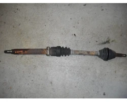 POLUOSOVINA PREDNJA DESNA Ford Fiesta 2004 1.3