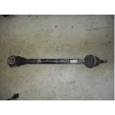 POLUOSOVINA PREDNJA DESNA Volkswagen Golf 2001 1.6