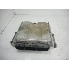 RAČUNALNIK MOTORA Renault LAGUNA 2003 2.2 DCI GRANDTOUR 0281011325