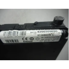 RAČUNALNIK UCH Renault SCENIC 2004 1.5 DCI 8200309690