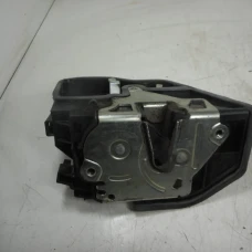 MEHANIZAM ZAKLJUČAVANJA ZADAJ DESNA BMW 1 2005 120D