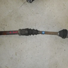 POLUOSOVINA PREDNJA DESNA Ford Fiesta 2004 1.25