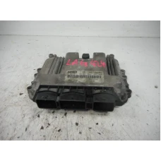 RAČUNALNIK MOTORA Renault LAGUNA 2004 1.9DCI BREAK 0281011723