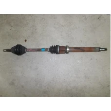 POLUOSOVINA PREDNJA DESNA Mazda Mazda2 2006 1.4D