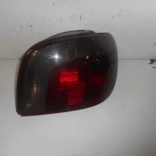 ŠTOP SVIJETLO DESNA Toyota Yaris 2002 1.4 D4D