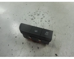 STIKALO RAZNO Audi A1 2010 1.4 TSI 90kw 8x959673