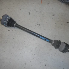 POLUOSOVINA ZADAJ DESNA BMW 1 2007 118D 7523964