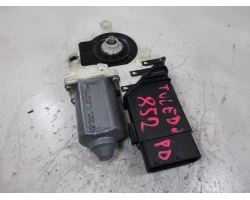 MEHANIZAM STAKLA PREDNJI DESNI Seat Toledo 1999 1.8 101386-101