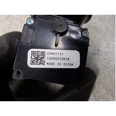 RUČICA POD VOLANOM Opel Astra 2012 SW 1.7 DTI 16V 20941131