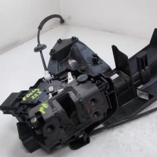 MEHANIZAM ZAKLJUČAVANJA PREDNJA DESNA Ford Focus 2006 1.6 SW plin