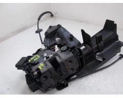 MEHANIZAM ZAKLJUČAVANJA PREDNJA DESNA Ford Focus 2006 1.6 SW plin