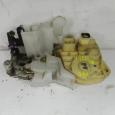 MEHANIZAM ZAKLJUČAVANJA ZADAJ DESNA Honda Jazz 2006 1.3