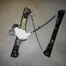 MEHANIZAM STAKLA PREDNJI DESNI BMW 3 2008 320D TOURING XDRIVE AUT. 51337140588
