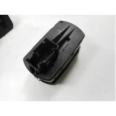 PREKIDAČ STAKLA Opel Corsa 2011 1.4 16V 13258521AA