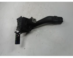 RUČICA POD VOLANOM Volkswagen Touran 2005 1.9TDI