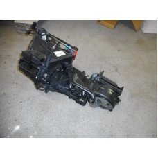 UNOTRAŠNJI HLADNJAK Volkswagen Caddy 2006 1.9TDI