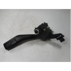 RUČICA POD VOLANOM Audi A3, S3 2004 2.0TDI