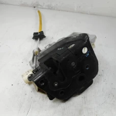 MEHANIZAM ZAKLJUČAVANJA PREDNJA DESNA Audi A3, S3 2007 1.9TDI SPORTBACK 4F1877016
