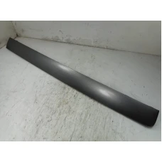 UKRASNA LETVICA Volkswagen Passat 2012 2.0TDI AUT. 3AB857212D
