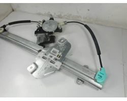 MEHANIZAM STAKLA PREDNJI DESNI Kia Rio 2015 1.2 824021W010