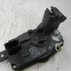MEHANIZAM ZAKLJUČAVANJA PREDNJA DESNA Opel Astra 2006 1.7 DTI GTC 13210749