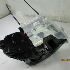 MEHANIZAM ZAKLJUČAVANJA PREDNJA DESNA Hyundai Tucson 2009 2.0 2WD 813202E040