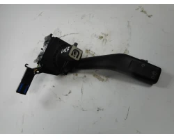 RUČICA POD VOLANOM Volkswagen Golf 2004 1.9TDI