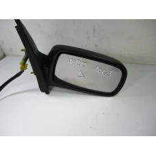 OGLEDALO DESNO Toyota Yaris 2000 1.3