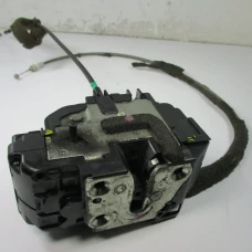 MEHANIZAM ZAKLJUČAVANJA ZADAJ DESNA Nissan Qashqai 2008 2.0 CDI