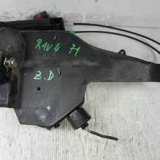 MEHANIZAM ZAKLJUČAVANJA ZADAJ DESNA Toyota RAV4 2005 2.0D4D