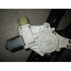 MEHANIZAM STAKLA PREDNJI DESNI BMW 1 2005 116I