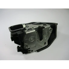 MEHANIZAM ZAKLJUČAVANJA ZADAJ DESNA BMW 5 2005 530D AUT. 7154630
