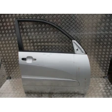 VRATA PREDNJA DESNA Toyota RAV4 2004 2.0D4D