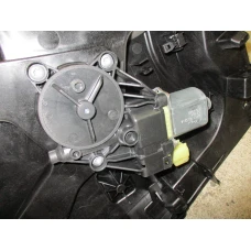 MEHANIZAM STAKLA PREDNJI DESNI Ford Fiesta 2011 1.25