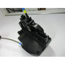 MEHANIZAM ZAKLJUČAVANJA ZADAJ DESNA Nissan Note 2010 1.4