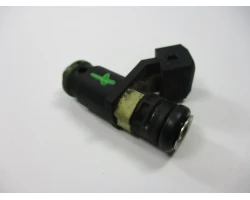 INJEKTOR Renault CLIO III 2009 1.2 16V 8200885287