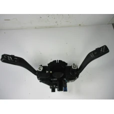 RUČICA POD VOLANOM Volkswagen Touran 2008 1.9 TDI