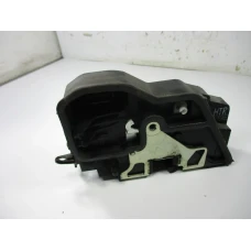 MEHANIZAM ZAKLJUČAVANJA ZADAJ DESNA BMW 1 2008 120D 7202148