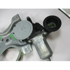 MEHANIZAM STAKLA PREDNJI DESNI Toyota Yaris 2007 1.3