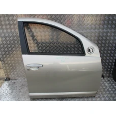VRATA PREDNJA DESNA Dacia Sandero 2009 1.4 VRATA PREDNJA DESNA Dacia Sandero 2009 1.4