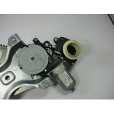 MEHANIZAM STAKLA PREDNJI DESNI Toyota Verso 2010 2.0D4D 698100F020